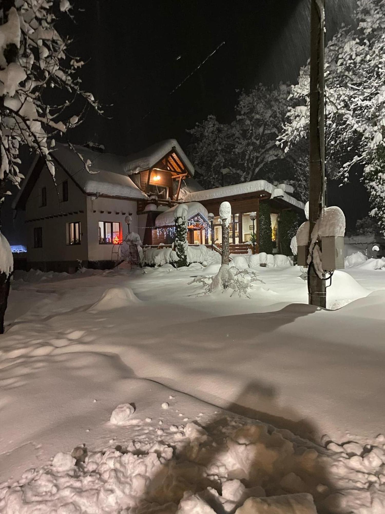 Orehite Guest House Samoko Dış mekan fotoğraf