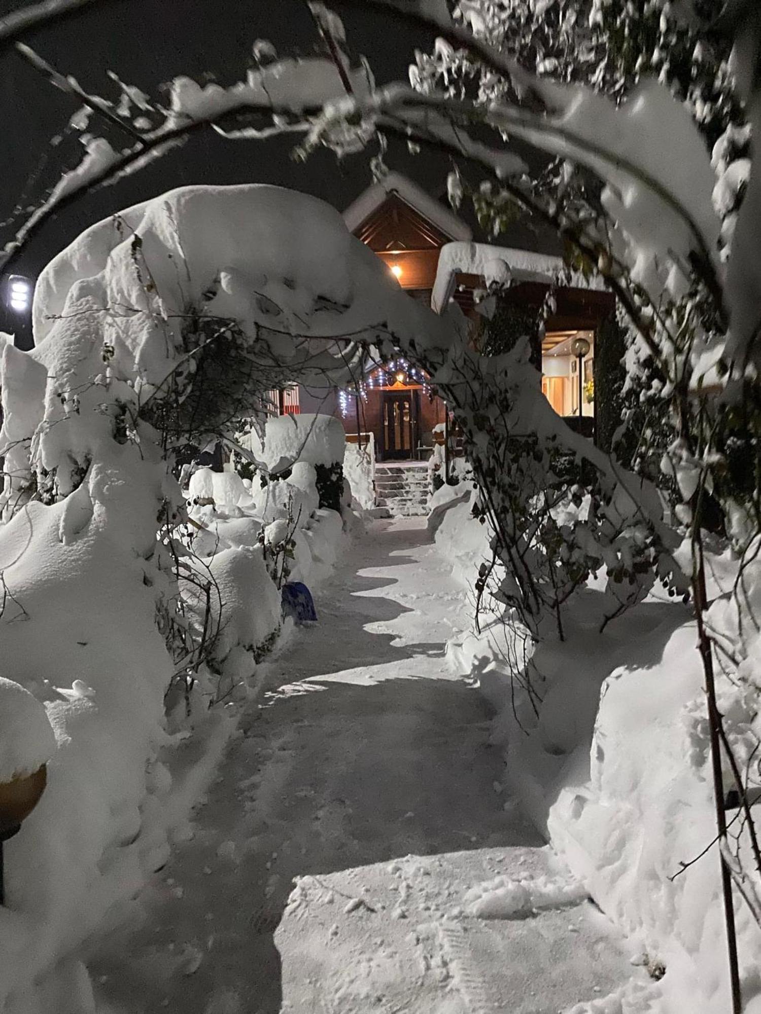 Orehite Guest House Samoko Dış mekan fotoğraf